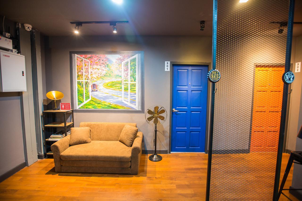 Zen Rooms Nimman 13 Chiang Mai Extérieur photo